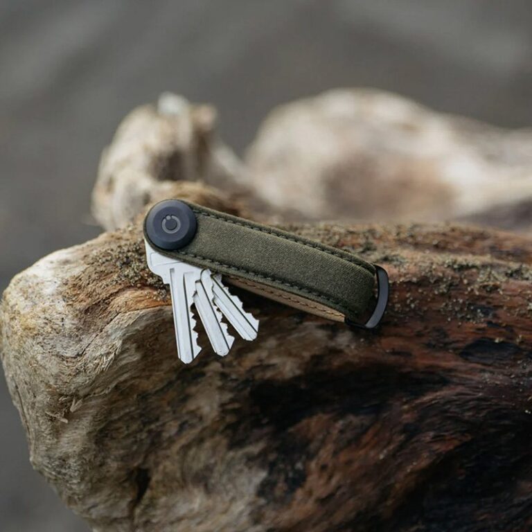 Orbitkey 2.0 Waxed Canvas Khaki Green - Make Designed Objects